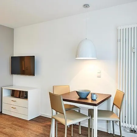 Deichhaeuser Anna Kueste Deichhaeuser Anna Kueste 2-32 דירה